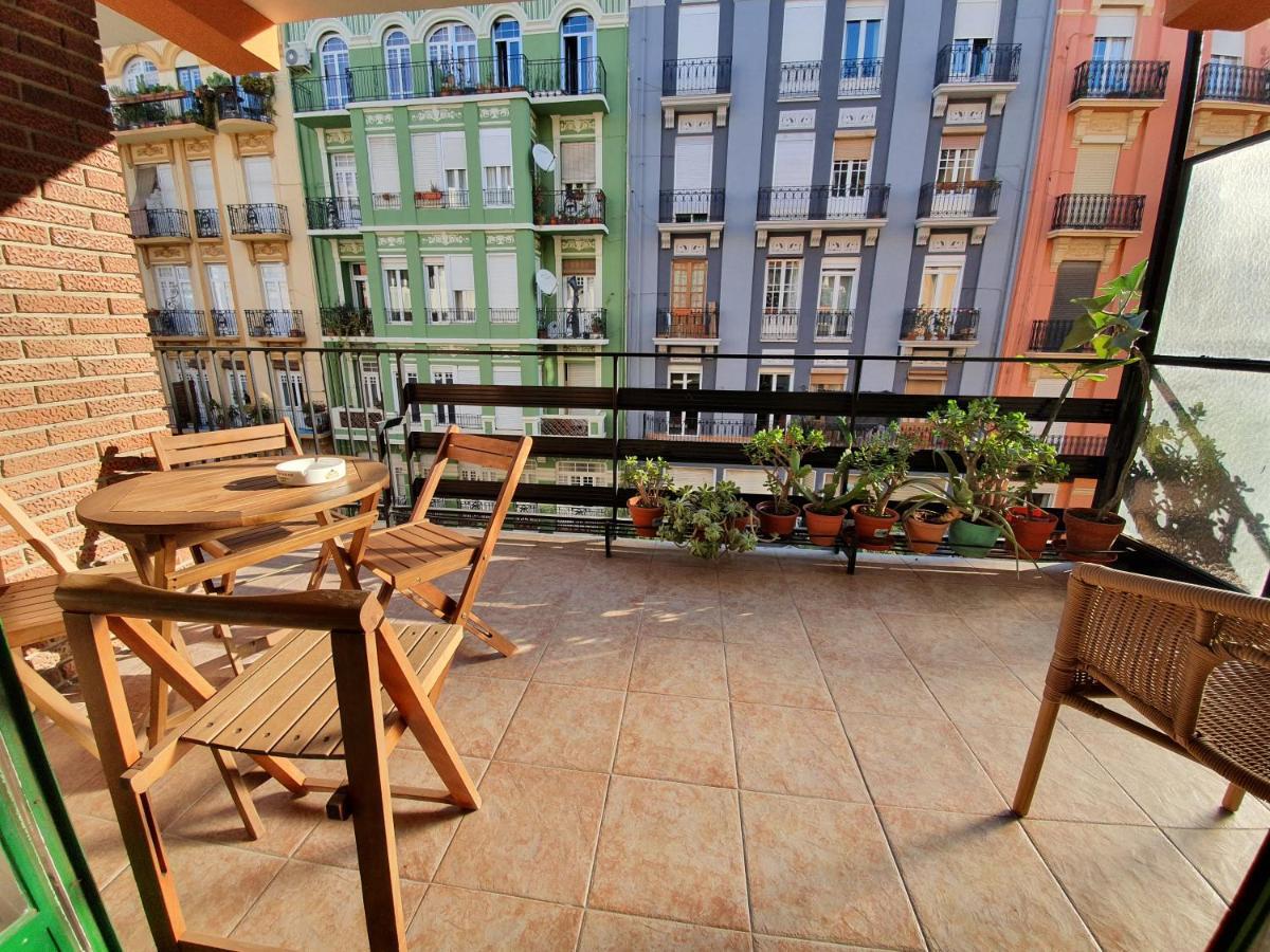 Apartamento Ruzafa Valencia Bagian luar foto
