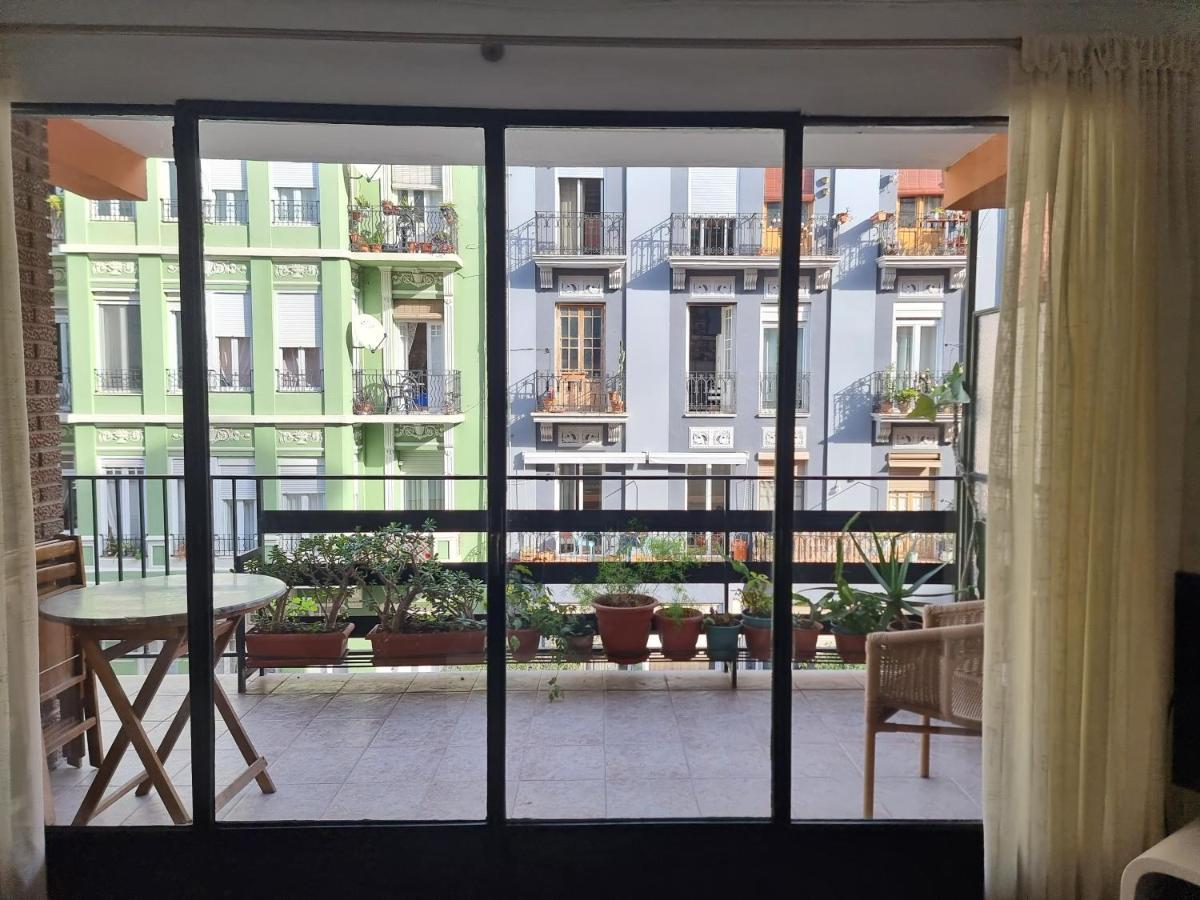 Apartamento Ruzafa Valencia Bagian luar foto